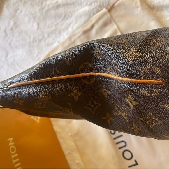 Louis Vuitton Sully MM Purse - Picture 7 of 12